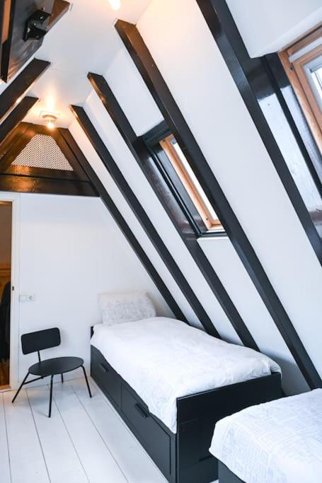 Fisherman'S Cottage - Surf Retreat Wijk aan Zee Exterior foto