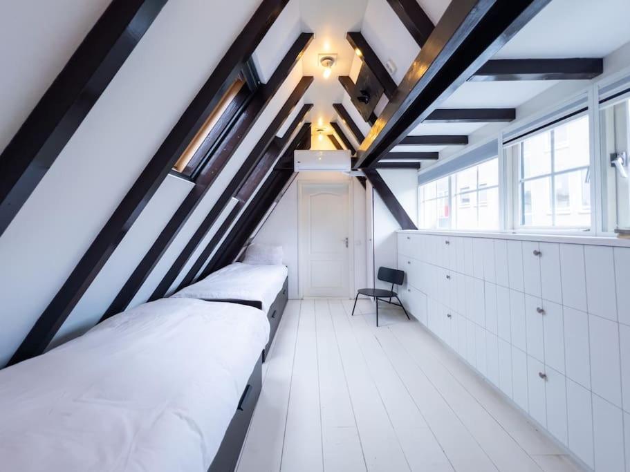 Fisherman'S Cottage - Surf Retreat Wijk aan Zee Exterior foto